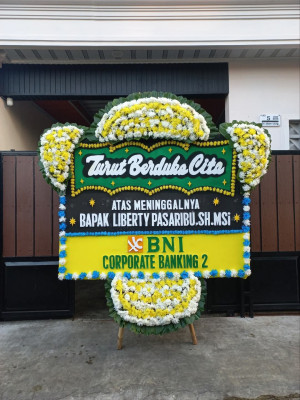 Papan Bunga Duka di Kruwisan