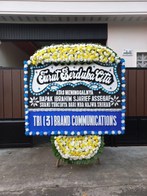 Papan Bunga Duka di Kruwisan